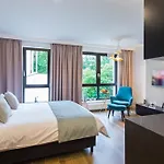 7 Heaven - Victoria Residence By Oneapartments